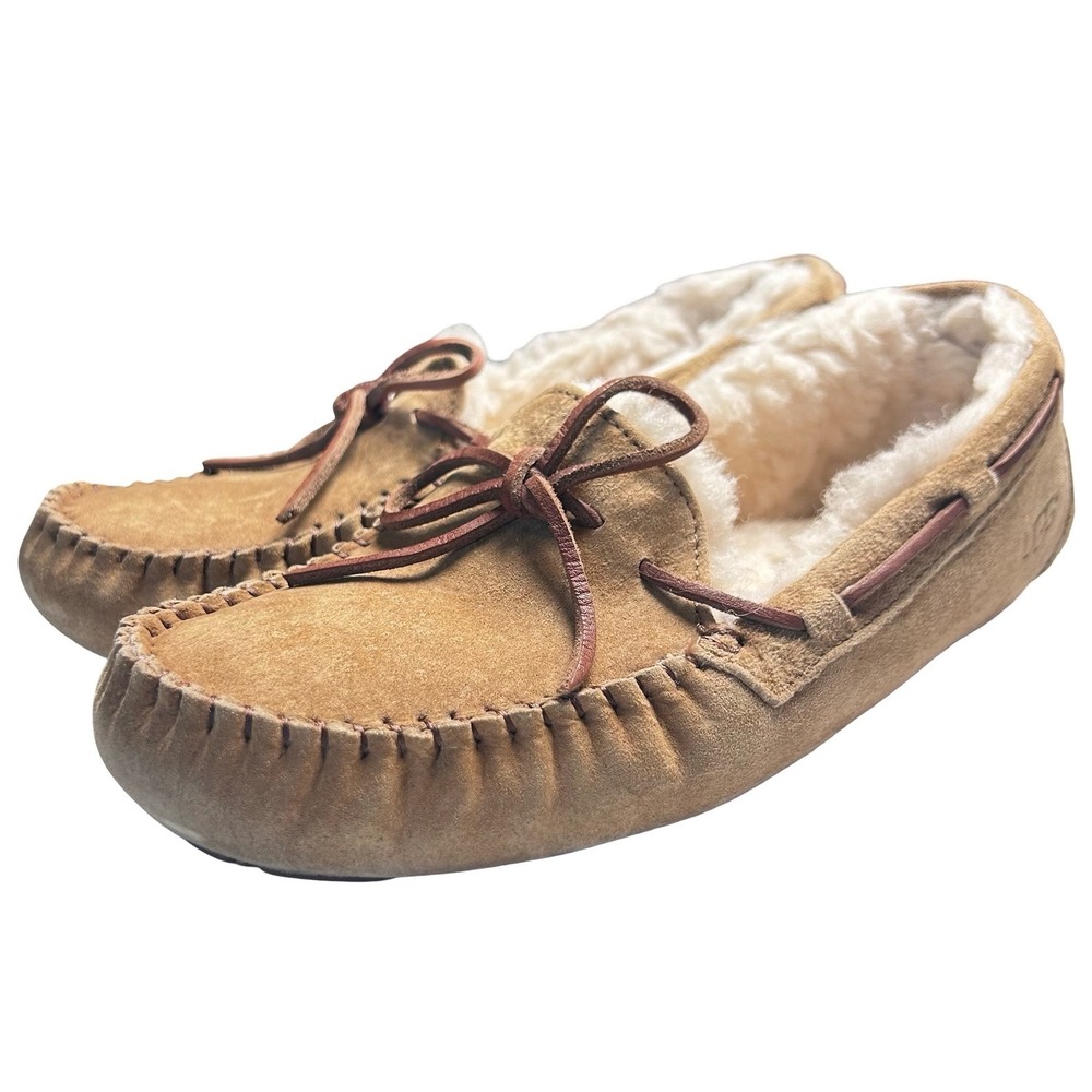 UGG Dakota Moccasin Slippers Women's Size 8 Chestnut Suede Wool Lined 5612